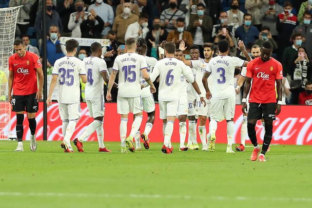 约基奇三双掘金灭火4连胜 河村3分灰熊胜奇才